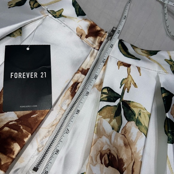 Floral pleated flare skirt - Picture 4 of 4